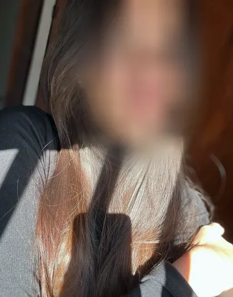 Anneke, 32