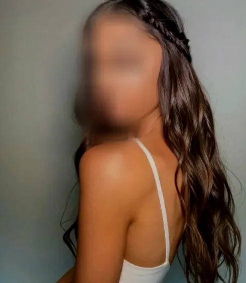 Bianca, 29