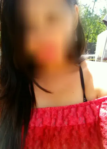 Daphne, 31