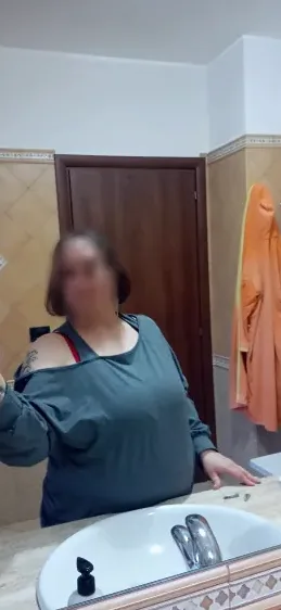 Fatima, 38